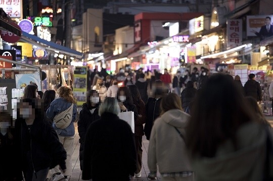 홍대 인근 거리다. 사진=이종현 기자