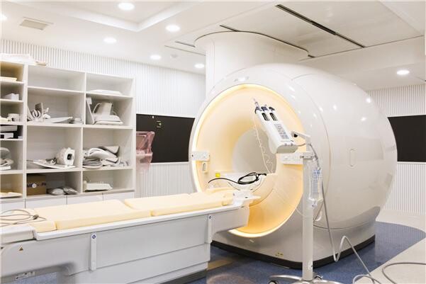 에스엠지 연세병원이 새롭게 도입한 3.0T MRI. 사진=합포의료재단 SMG연세병원 제공