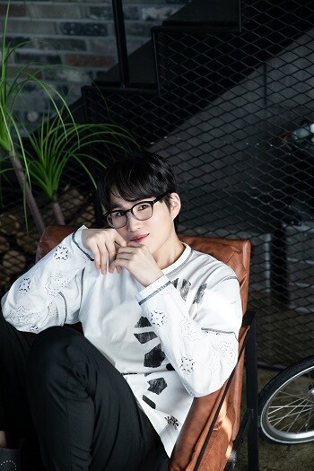 '미스터트롯' TOP7으로 큰 사랑을 받았던 가수 김희재(28)가 MBC 새 토일드라마 '지금부터, 쇼타임!'으로 첫 연기자 데뷔에 나섰다. 사진=모코.ent 제공