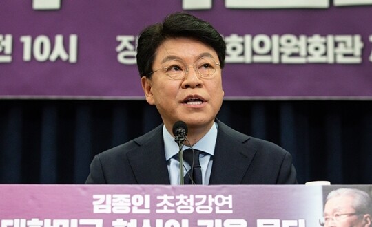 6월 27일 서울 여의도 국회 의원회관에서 열린 '대한민국 미래혁신포럼'에서 인사말을 하고 있는 장제원 국민의힘 의원. 사진=박은숙 기자