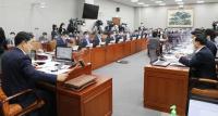 김대기 "취임식 명단 파기"…야당 "MB도 자료 보관"