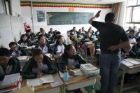 ‘스타강사가 쇼호스트로…’ 존폐 위기 중국 사교육업체 생존법  