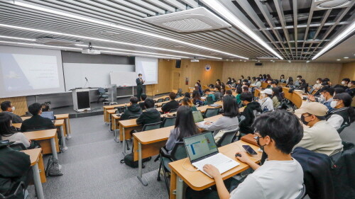 인하대학교, 27일 김재형 전 대법관을 초청해 ILS어울림홀에서 특별강연을 개최했다. 사진=인하대학교 제공