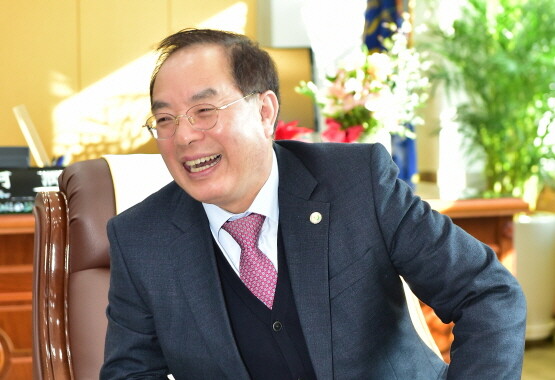 하윤수 교육감. 사진=부산시교육청 제공