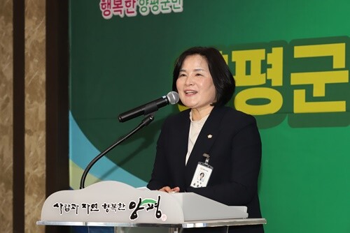 축사를 하는 양평군의회 윤순옥 의장. 사진=김현술 기자