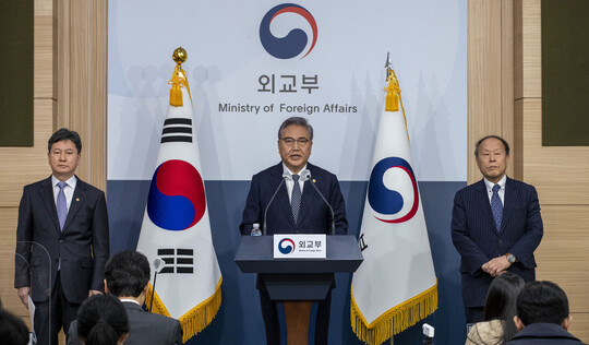 박진 외교부 장관이 지난 6일 오전 서울 종로구 외교부에서 일제 강제동원 피해자 배상 해법을 발표하고 있다. 사진=임준선 기자