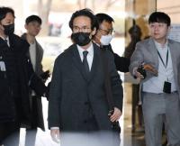 조현범 한국타이어 회장, ‘횡령‧배임’혐의 구속기소