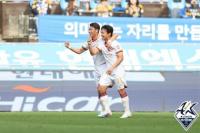 포항스틸러스, 시즌 첫 동해안더비 울산과 2-2 무승부