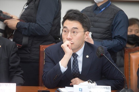 김남국 의원이 코인 불법 로비 의혹에 반박했다. 사진=이종현 기자