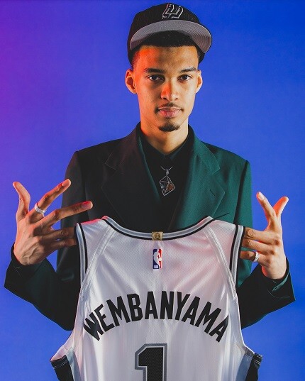 2023 NBA 드래프트에서 전체 1순위의 영광은 예상대로 웸반야마의 차지였다. 사진=NBA 페이스북