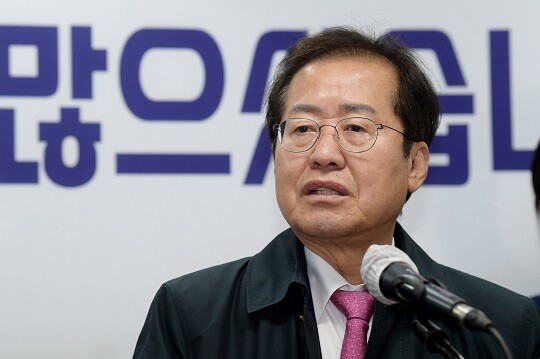 홍준표 시장이 수신료 분리 징수와 양평 고속도로 사태에 대한 의견을 냈다. 사진=이종현 기자