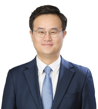 김성훈 부산외국어대학교 특임교수. 사진=김성훈 교수