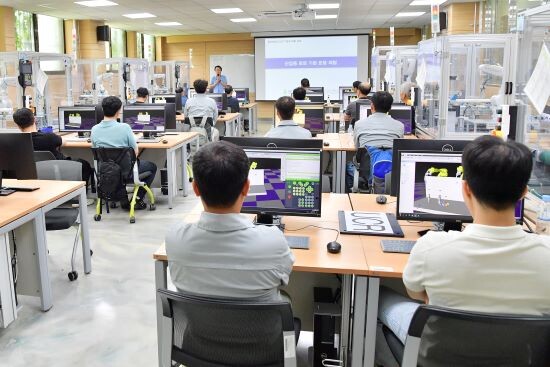 미포조선과 울산대학교 산학협력 구축. 사진=현대미포조선 제공