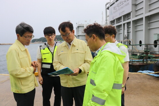 감천항 현장점검 모습. 사진=부산항만공사 제공