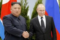 “북한 김정은 열차, 러시아로 출발”…회담 추진 가능성