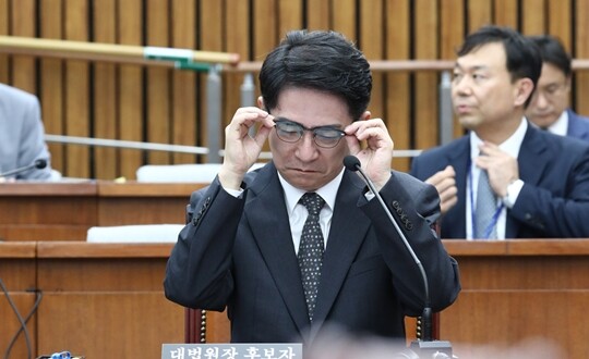 지난 9월 19일 국회에서 열린 대법원장 임명동의안 심사를 위한 인사청문회에 참석한 이균용 대법원장 후보자. 사진=박은숙 기자