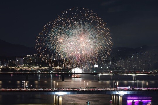 2022 서울세계불꽃축제가 열렸을 당시 모습. 사진=박은숙 기자