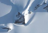 남극에 우뚝 ‘피라미드 산’ 미스터리