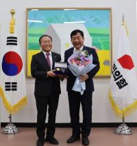 [울산] 박성민 의원, ‘국정감사 종합우수의원 2년 연속’ 선정 外