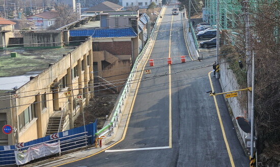 전면 개통하는 외동 산복도로 전경. 사진=김해시 제공