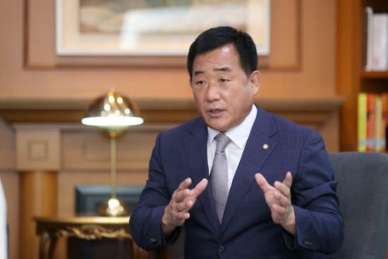 반려동물건강문화센터 유치한 박성민 국회의원. 사진=박성민 의원실 제공
