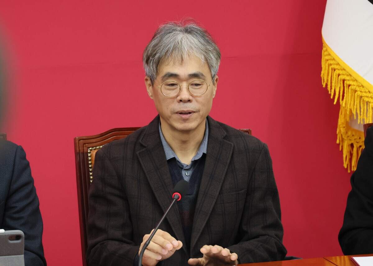 김경률 국민의힘 비상대책위원이 지난해 12월 29일 국회에서 열린 비상대책위원회의에서 발언하고 있다. 사진=연합뉴스