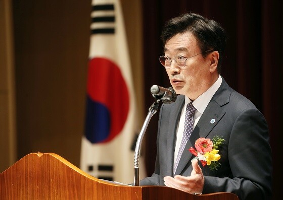취임사를 하는 윤원석 제8대 인천경제자유구역청장. 사진=인천경제자유구역청 제공
