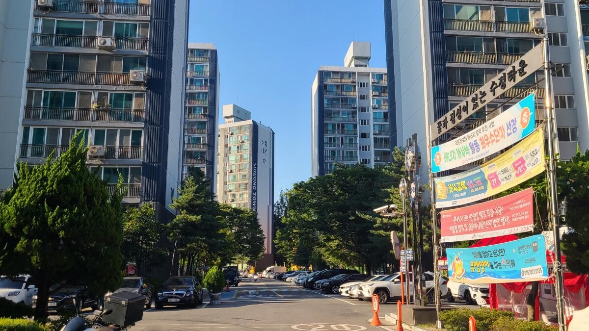 노후계획도시 정비대상에 속한 대전 서구 둔산동 일대 한 아파트 단지. 사진=이강훈 기자