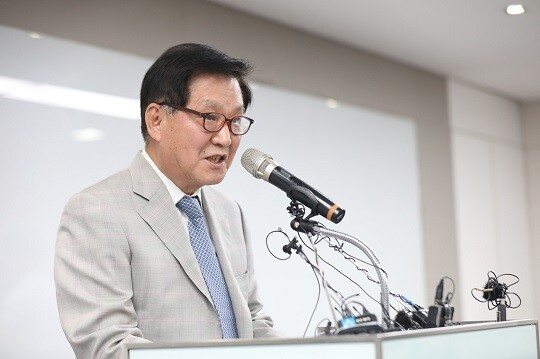 김익래 전 다우키움그룹 회장이 2023년 5월 SG증권발 주가 폭락 사태 관련해 기자회견을 진행하고 있다. 사진=박은숙 기자