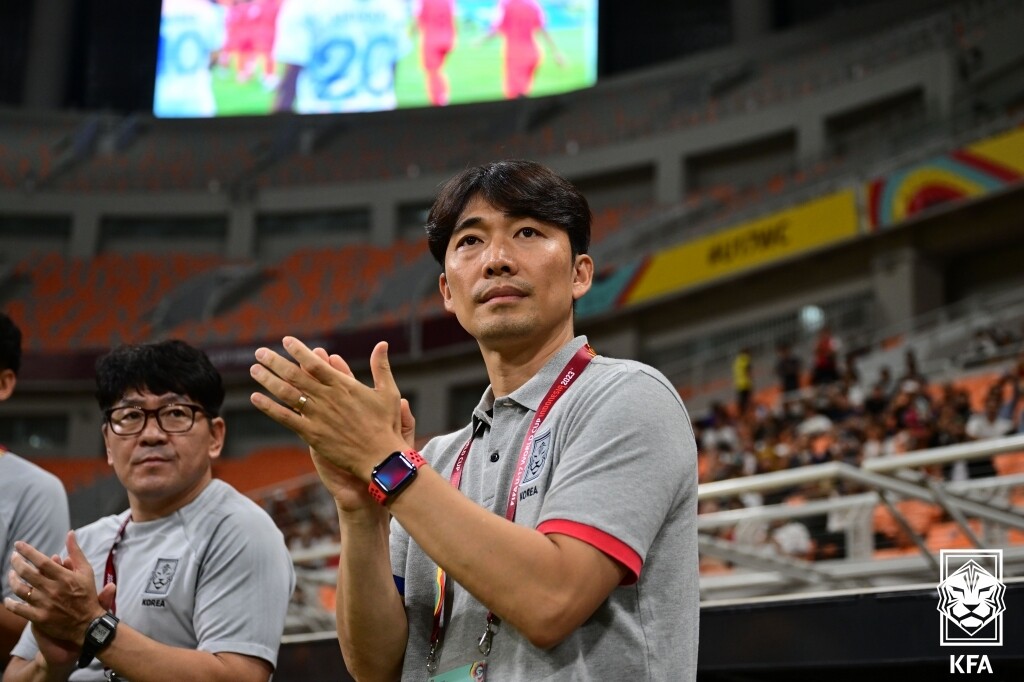 지난 2023년 U-17 국가대표팀을 이끌었던 변성환 감독이 수원 삼성 감독직에 올랐다. 사진=KFA 제공