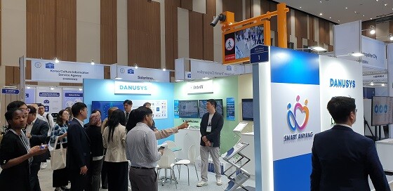 2024 유엔 공공행정포럼 전시회에 참가한 안양시. 사진=안양시 제공