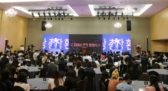김태상 총장이 제5회 창의융합포럼(CCF)에서 환영사를 갖는 모습. 사진=경남정보대 제공