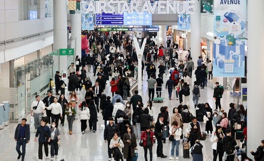 인천국제공항 제1여객터미널 출국장 내 면세구역. 사진=연합뉴스