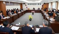 [경남도의회] 최학범 의장, 긴급 확대의장단회의 열어 민생현안 직접 챙겨 外