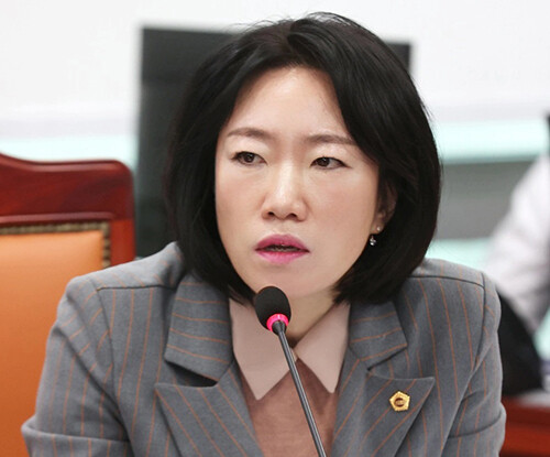 이혜원 도의원(사진)이 대표 발의한 특별교부금과 지역개발기금 개정조례안이 12월 27일 경기도의회 본회의에서 통과됐다. 사진=경기도의회 제공