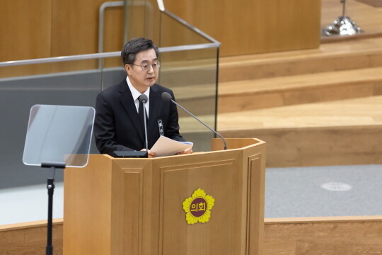 경기도의회 본회의에서 김동연 경기도지사가 발언하고 있다. 사진=경기도 제공