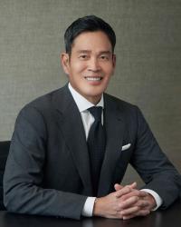 정용진 신세계 회장, 모친 이명희 총괄회장 이마트 지분 전량 매수