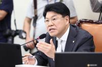 "당 잠시 떠나겠다"…장제원, '비서 성폭행 피소' 밝힌 입장