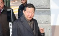 [단독] ‘아들·며느리 대마 수수 미수’ 이철규 “나에 대한 망신주기, 배후 있다”