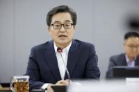 돌아온 김동연 “자영업자, 수출기업, 도민 안전” 먼저 챙겼다 