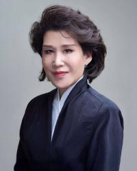 이명희 신세계 총괄회장, ㈜신세계 보유 지분 전량 딸 정유경 회장에 증여