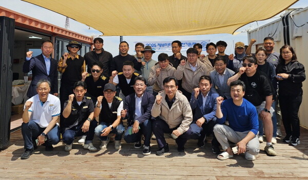 경기평택항만공사는 17일 제부마리나 무사고와 무재해, 이용객들의 무탈을 기원하는 ‘안전기원제’를 실시했다. 사진=경기평택항만공사 제공