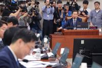 "난 반대" vs "야당 맡아야"…법사위원장 자리 두고 여야 '옥신각신'