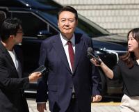 내란 특검 "7월 1일 출석 안 하면 '출석 불응'"…윤석열 변호인단 "불응 아냐"