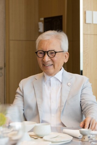 일요신문은 7월 4일 서울 잠실 롯데월드타워 한식당 ‘비채나’에서 조태권 광주요그룹 의장을 만나 광주요, 화요, 가온, 비채나 레스토랑 사업을 하게 된 계기와 과정에 대해 들었다. 사진=이종현 기자