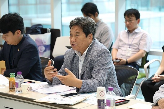 경기도의회가 26일 의정활동의 디지털 전환을 위해 '정보화위원회 디지털 역량 강화 워크숍'을 개최하고 있다. 사진=경기도의회 제공