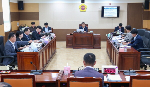 인천시의회 건설교통위원회 계산종합의료단지 도시개발사업 소위원회. 사진=인천시의회 제공