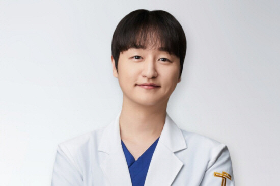 해운대탑정형외과의원 서용민 대표원장. 사진=해운대탑정형외과의원 제공