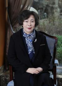 롯데 오너 일가 신영자 롯데재단 의장 보유 중인 롯데웰푸드 지분 전량 매각