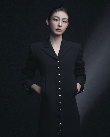 전소니가 연기한 은수는 아버지의 가정폭력에서 엄마를 제대로 지켜내지 못했다는 죄책감을 가진 인물이다. 사진=넷플릭스 제공